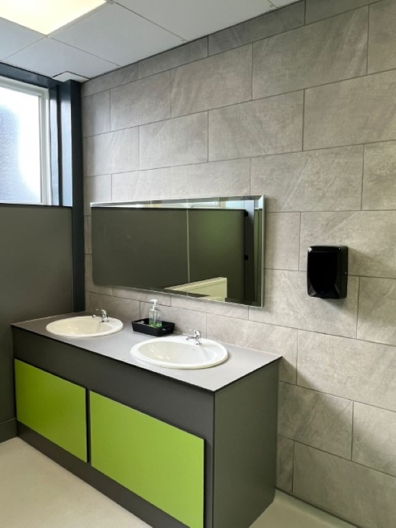 quality Toilet Cubicles